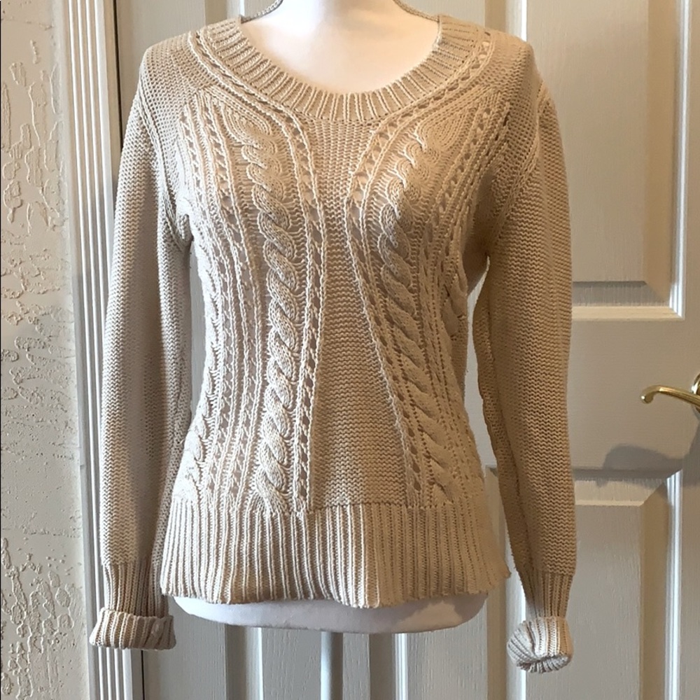 Love stitch cream cable sweater